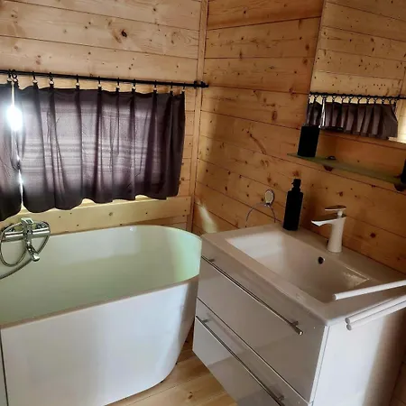 Woodbox